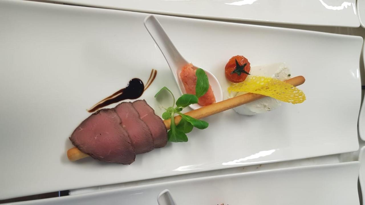 Hotel Montani Morter 外观 照片